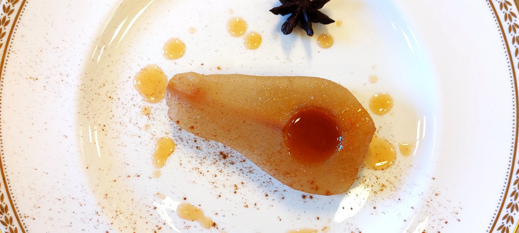 Poire pochée